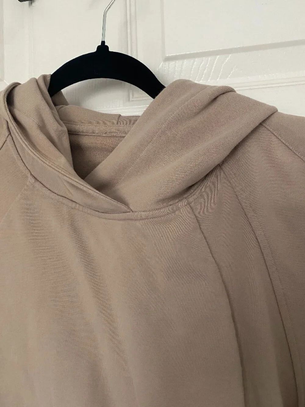 Lululemon | Scuba Pullover in Sandlot